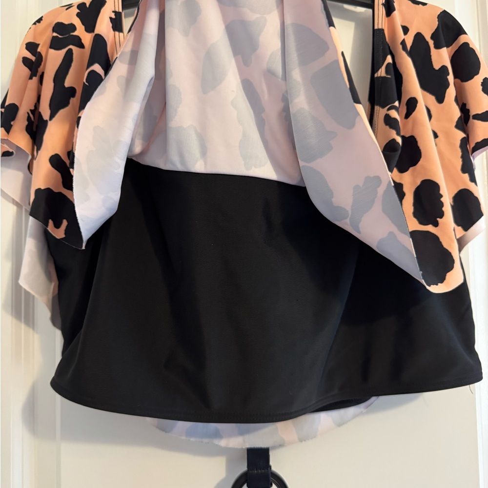 Animal Print Ruffle Bikini Set - Picture 3 of 7